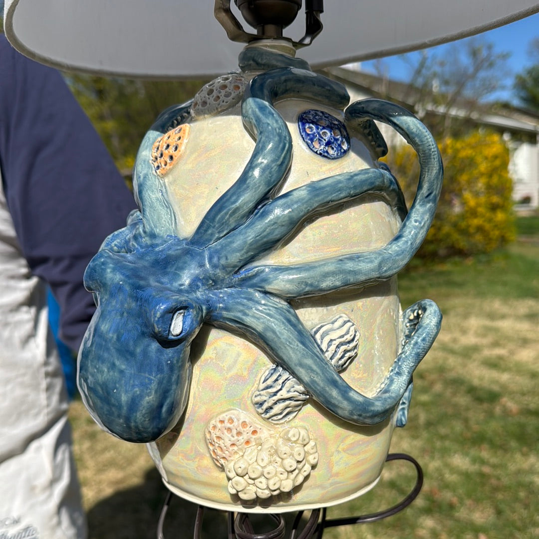 Octopus lamp